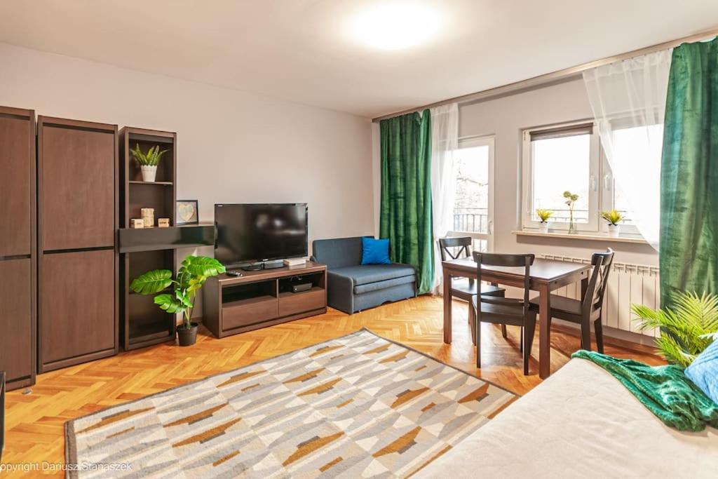 Superapart Woloska 40 Varsó Kültér fotó